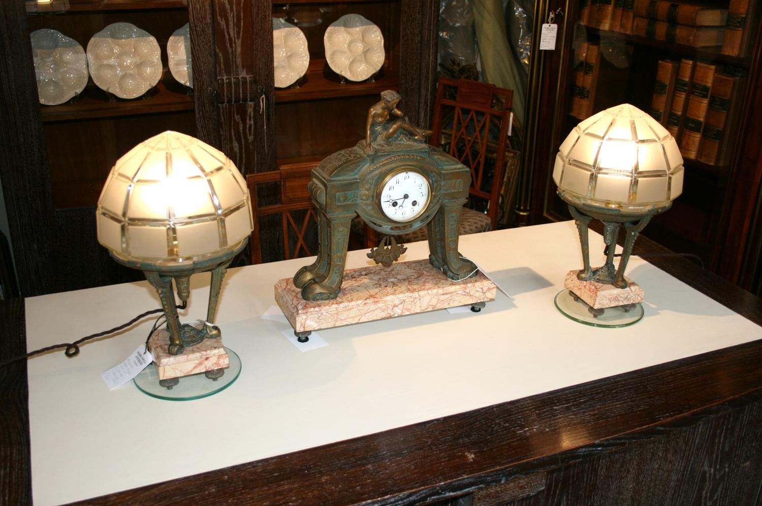 Art deco clock and lamp set
