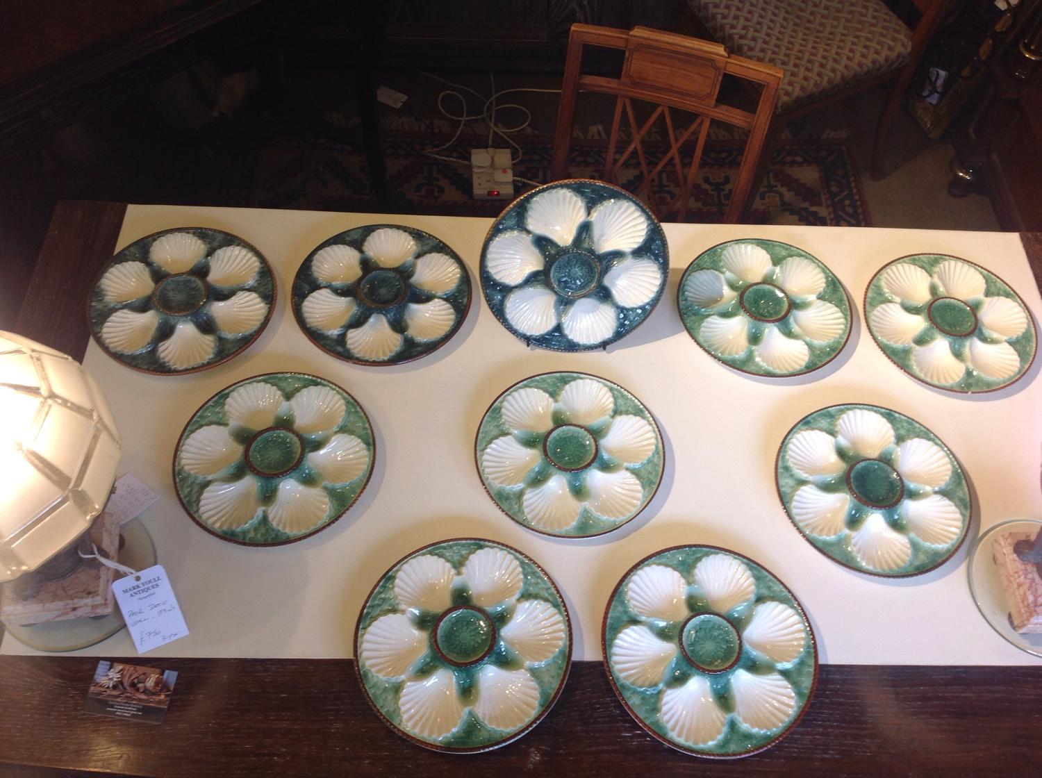 Set of 10 Green Oyster plates
