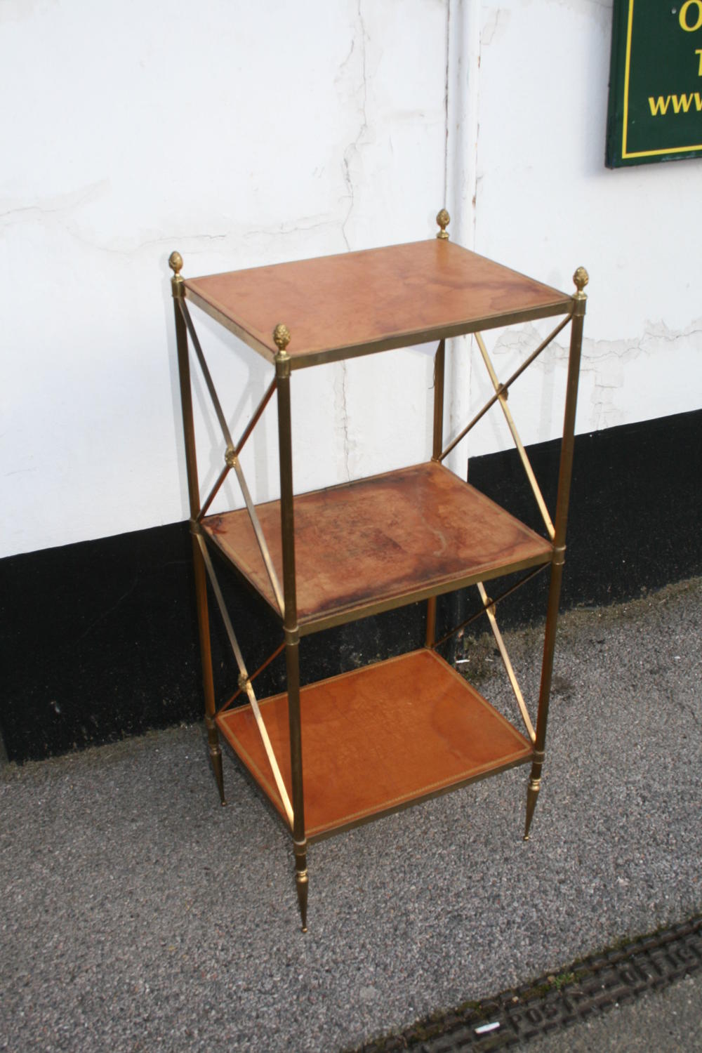 French etagere table