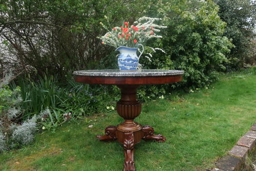 French centre table