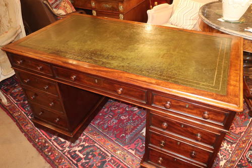 Mahogany pedestal desk