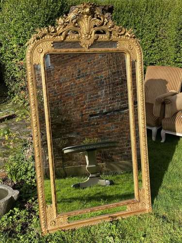 Bordered gilt mirror