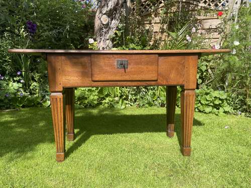 Walnut Alsace Table