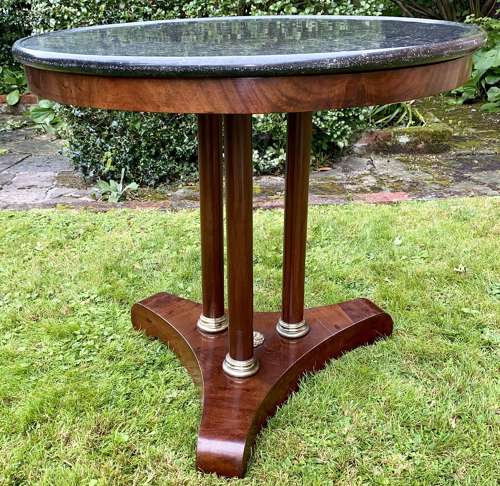 Flame mahogany Gueridon