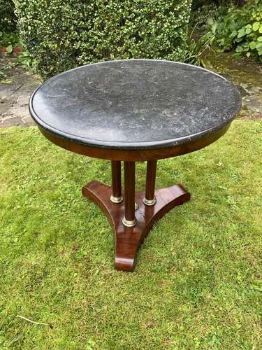 Flame mahogany Gueridon