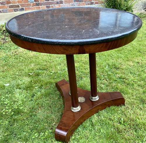 Flame mahogany Gueridon
