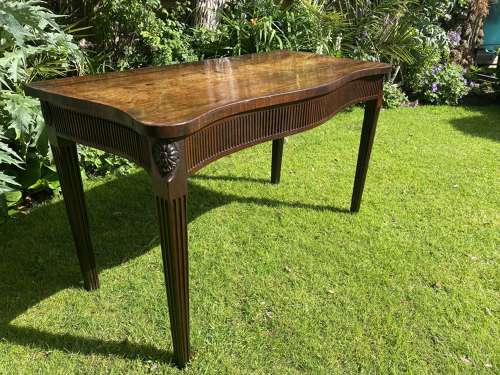 18th Century Serpentine fronted side table