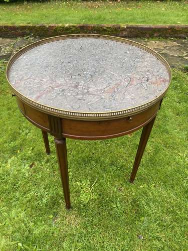 French Bouillotte table