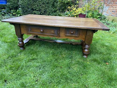 Large walnut Alsace coffee table