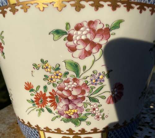 19th C Sevres / Samson Cachepot /Jardinier