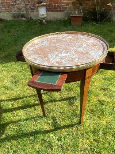 Parquetry bouillotte table