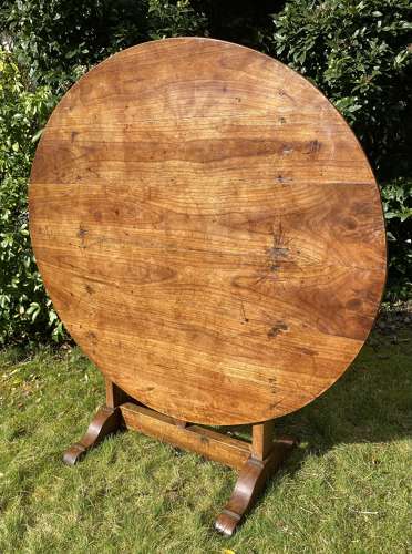 Cherrywood wine tasting table