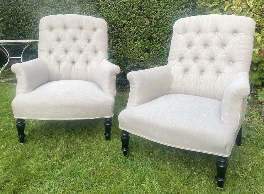 Pair of quality button back armchairs
