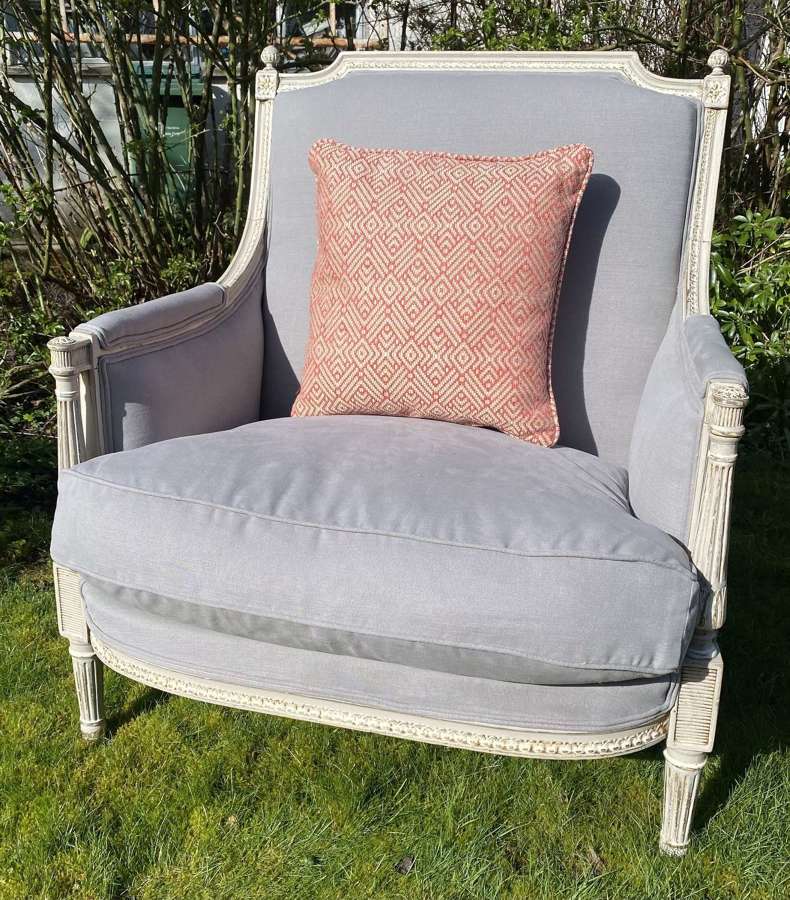 Louis XVI style painted marquise or love seat