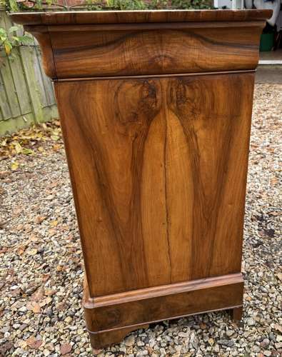 Figured walnut commode