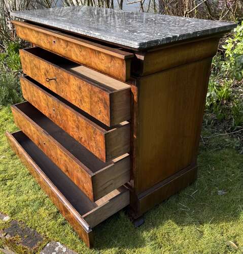Burr walnut Louis Philippe commode