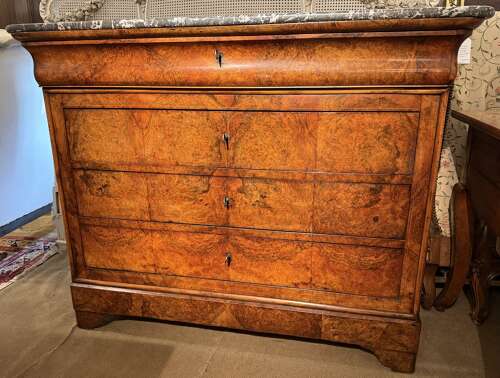 Figured walnut Louis Philippe Commode