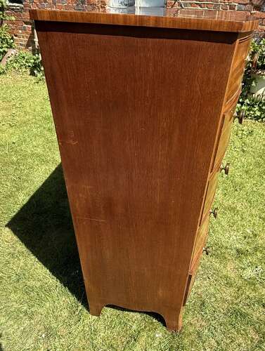 Large Regency Bow fronted chest of drawers