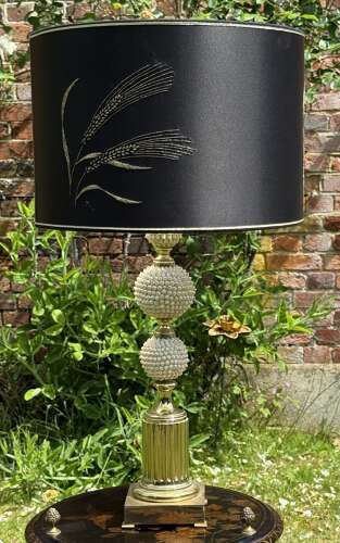 Maison Charles table lamp with shells