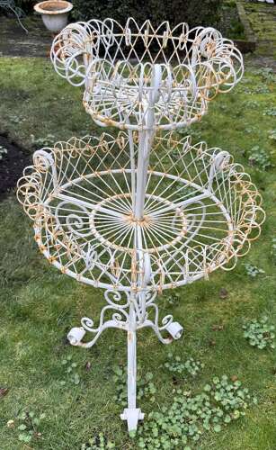 Wirework jardiniere