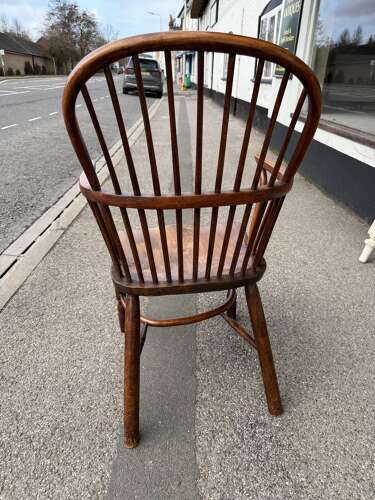 Yew and elm Windsor Armchair