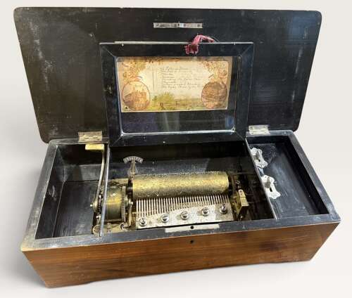 Cylinder music box